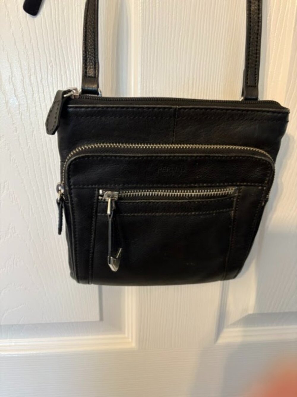 Perlina New York crossbody black leather bag